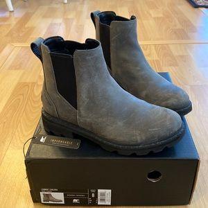 Sorel Lennox Chelsea boots, Quarry color. NIB